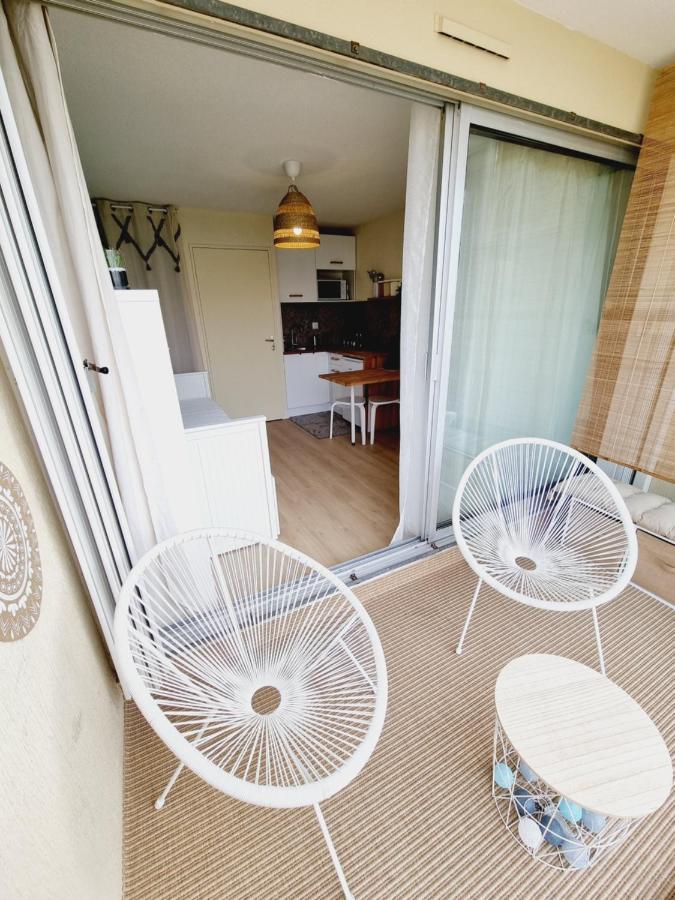 Studio Cabine Refait A Neuf A 3 Minutes A Pied De La Plage Apartment Le Grau-du-Roi Bagian luar foto