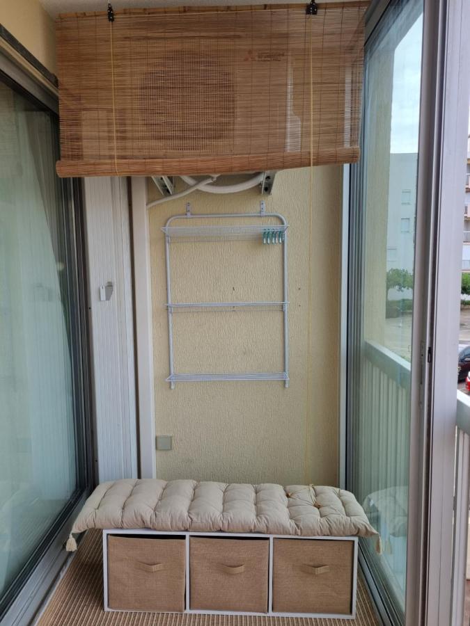 Studio Cabine Refait A Neuf A 3 Minutes A Pied De La Plage Apartment Le Grau-du-Roi Bagian luar foto