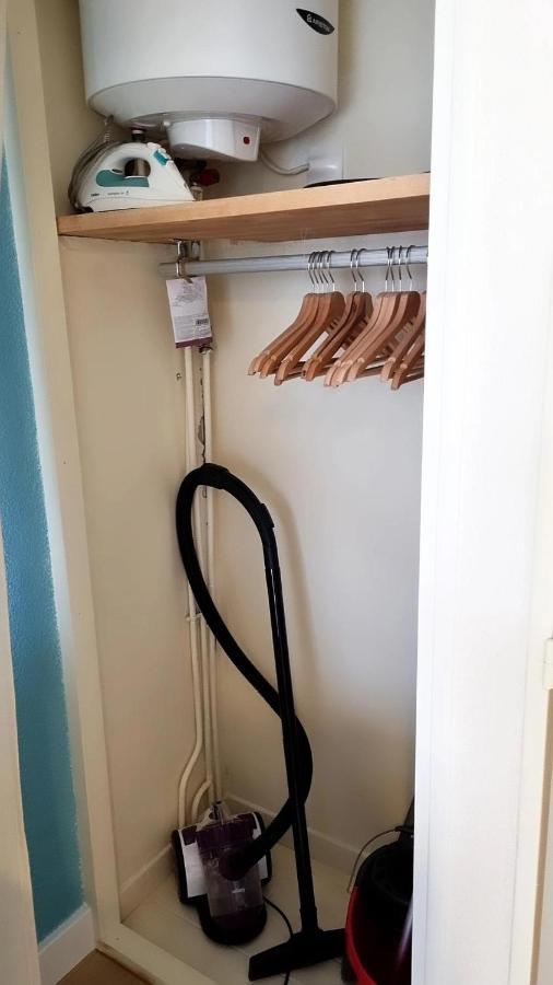 Studio Cabine Refait A Neuf A 3 Minutes A Pied De La Plage Apartment Le Grau-du-Roi Bagian luar foto